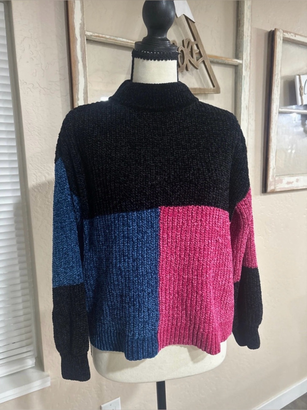Colorblock Crewneck Sweater - Black, Pink & Blue